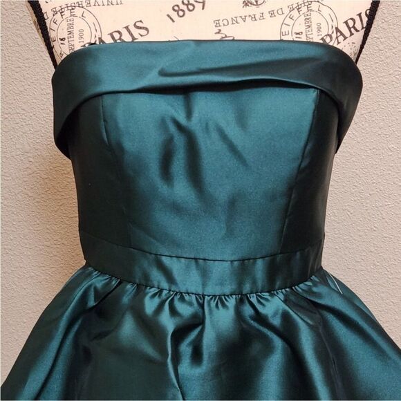 Mini cocktail dress emerald green - Picture 5 of 11